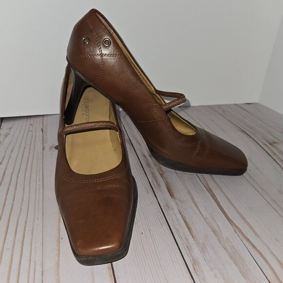 Liz Claiborne Mary Jane style heels in Brown Women's Size 8.5 Model Abode - Picture 7 of 11